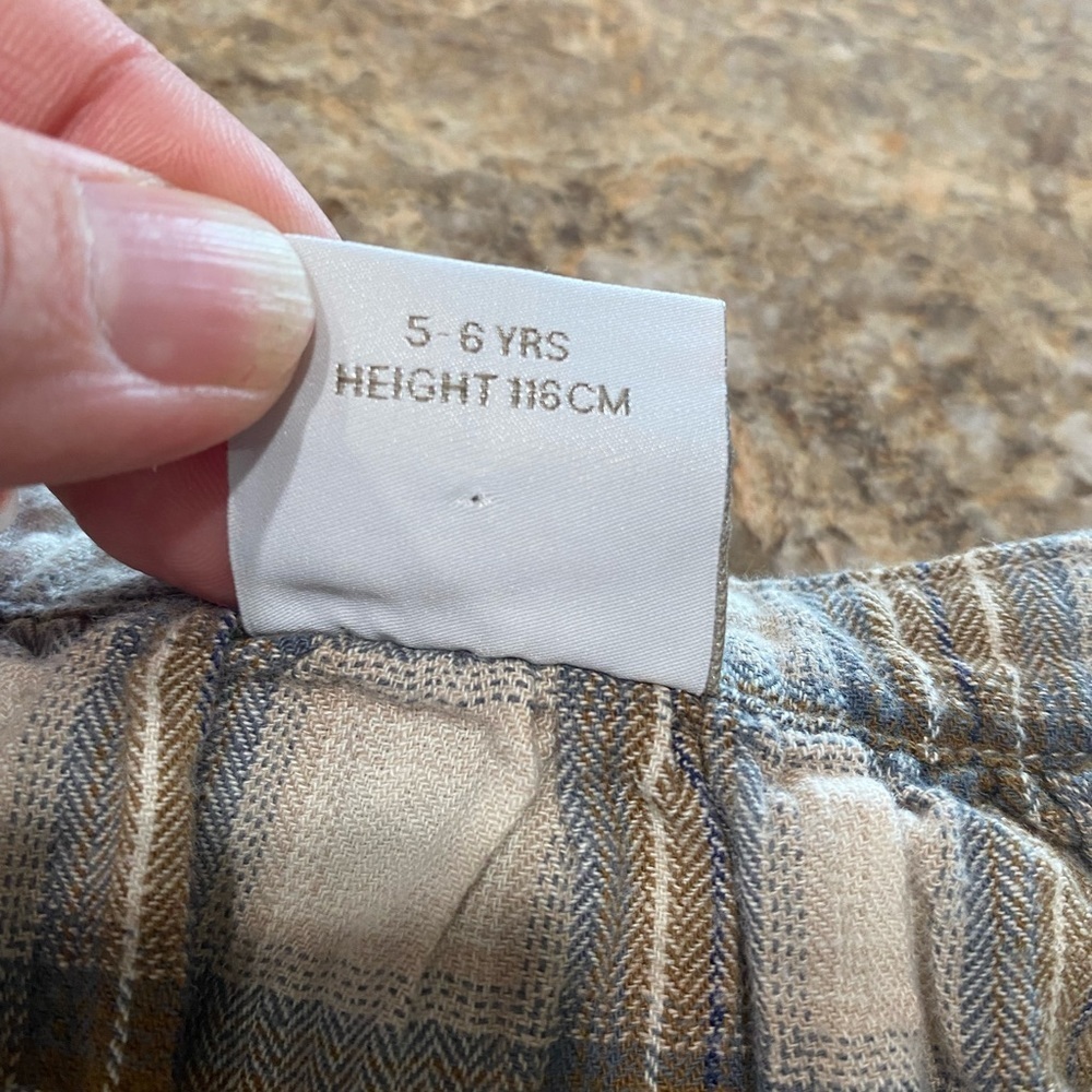 Next Outfit - Picture 5 of 11